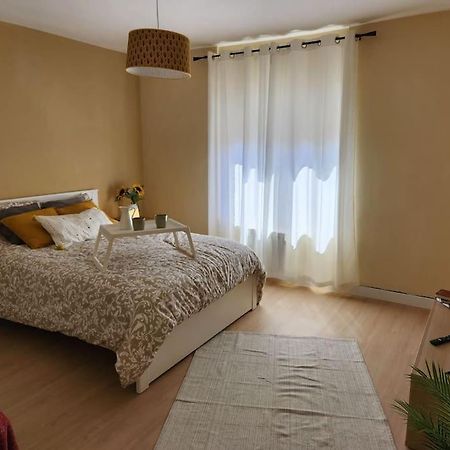 Moderno Apartamento Cerca Del Centro En León Esterno foto
