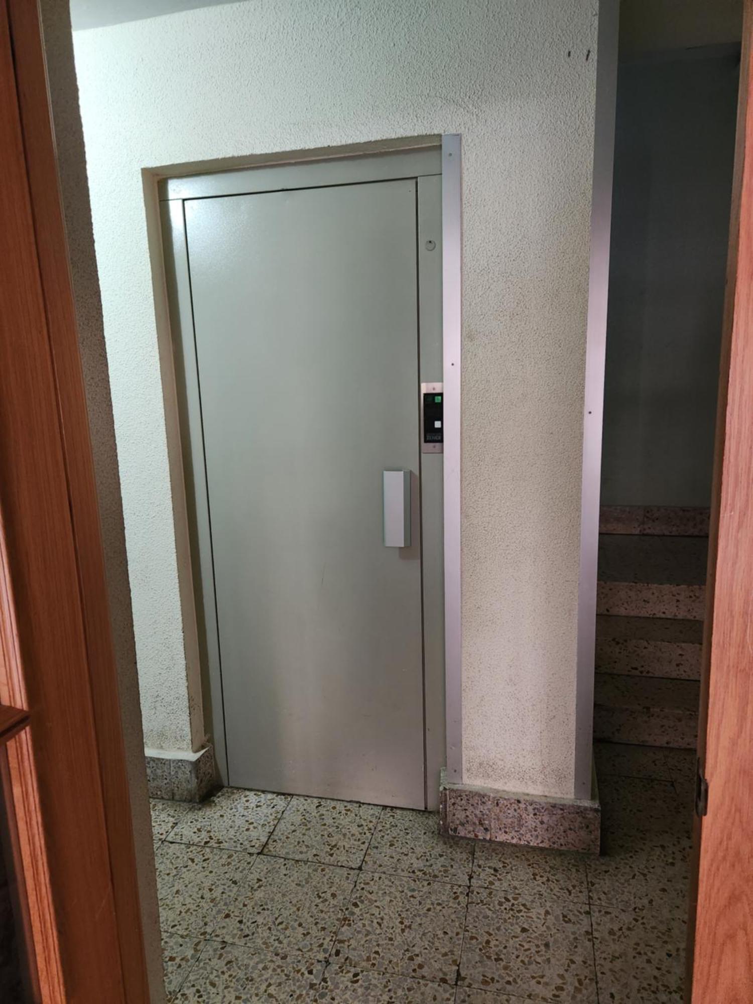Moderno Apartamento Cerca Del Centro En León Esterno foto